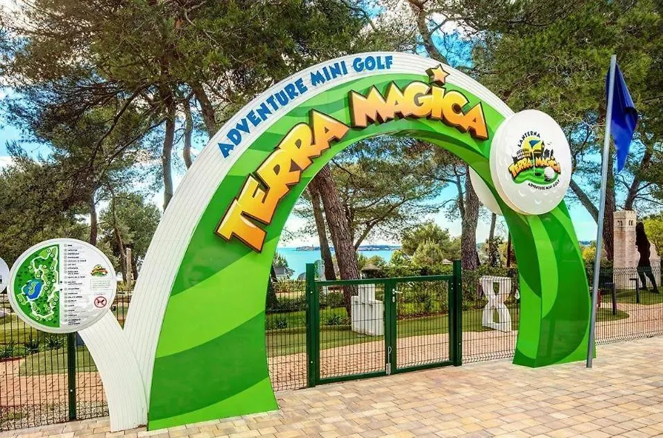 Easyatent Safari Tent Lanterna Červar-Porat 0*,