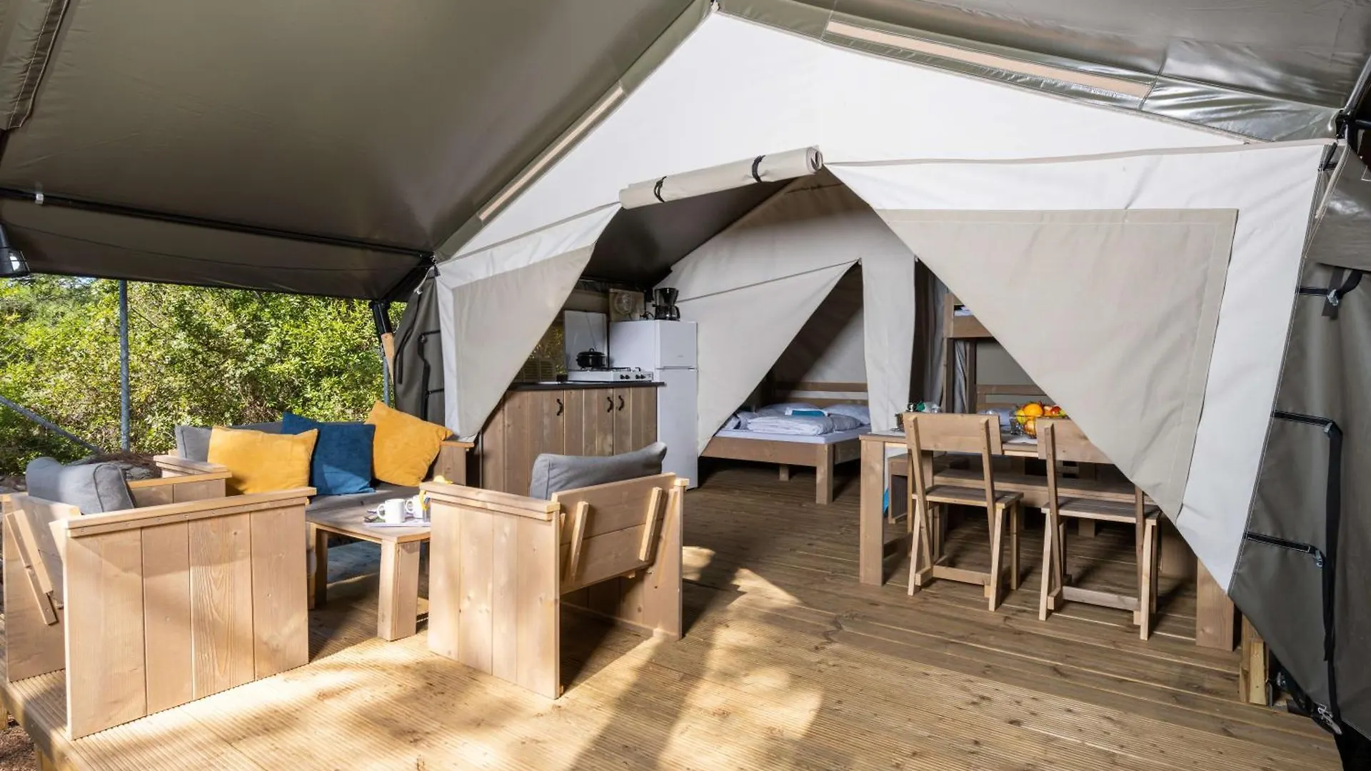 Holiday park Easyatent Safari Tent Lanterna Cervar-Porat
