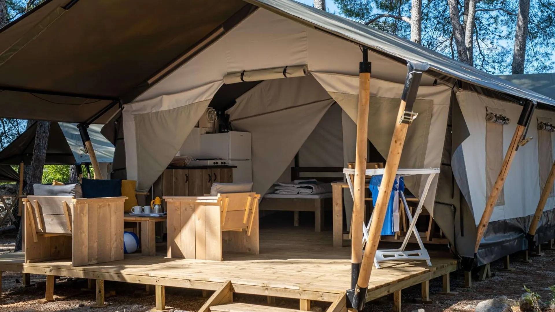 Easyatent Safari Tent Lanterna Cervar-Porat 0*,  Croatia