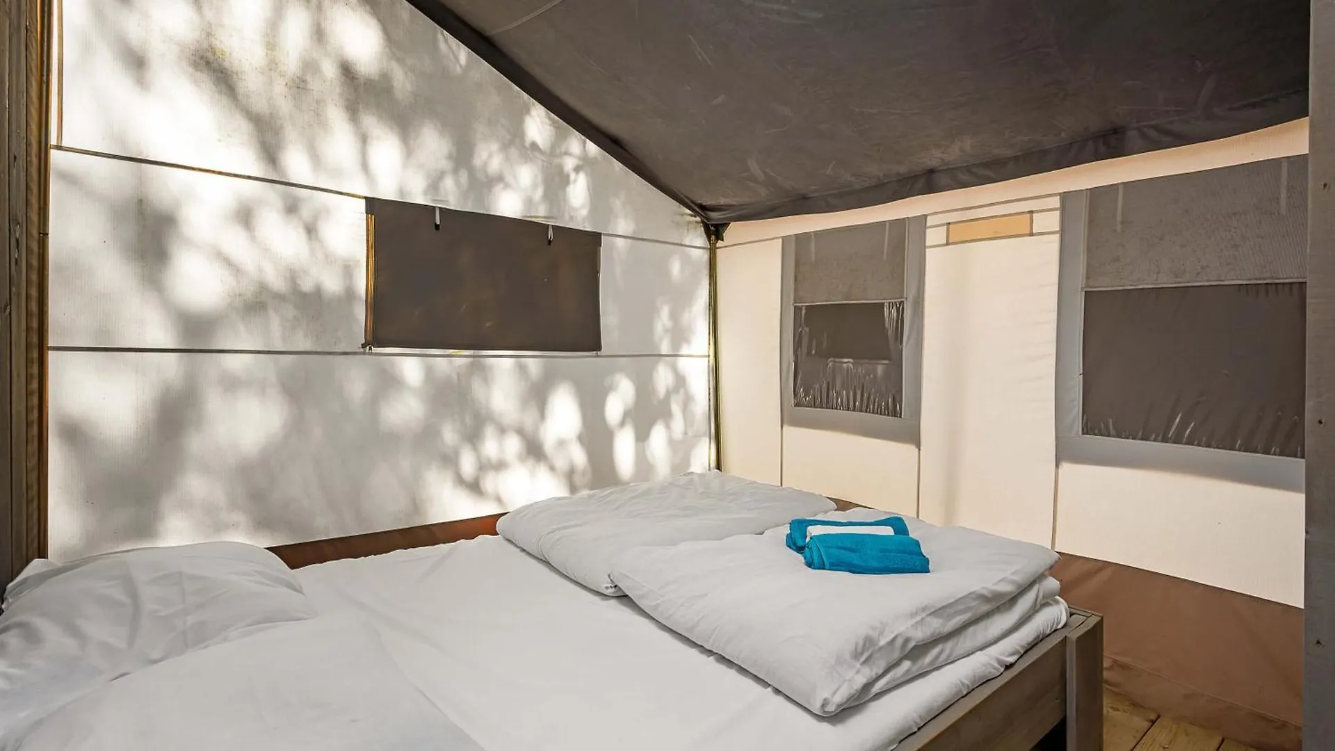 Semesterpark Easyatent Safari Tent Lanterna Červar-Porat Kroatien