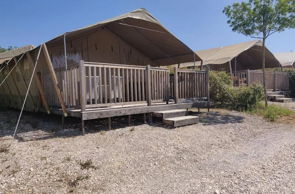 Semesterpark Easyatent Safari Tent Lanterna Červar-Porat