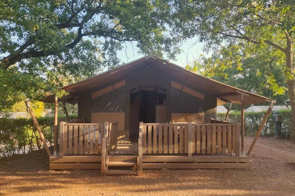 Holiday park Easyatent Safari Tent Lanterna Cervar-Porat