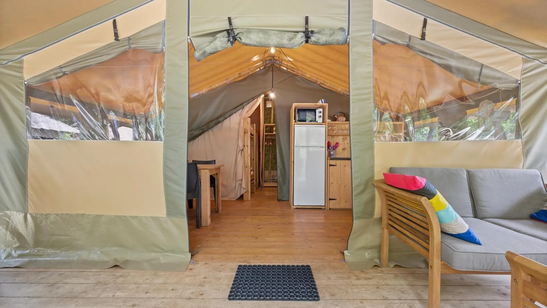Easyatent Safari Tent Lanterna Cervar-Porat Croatia