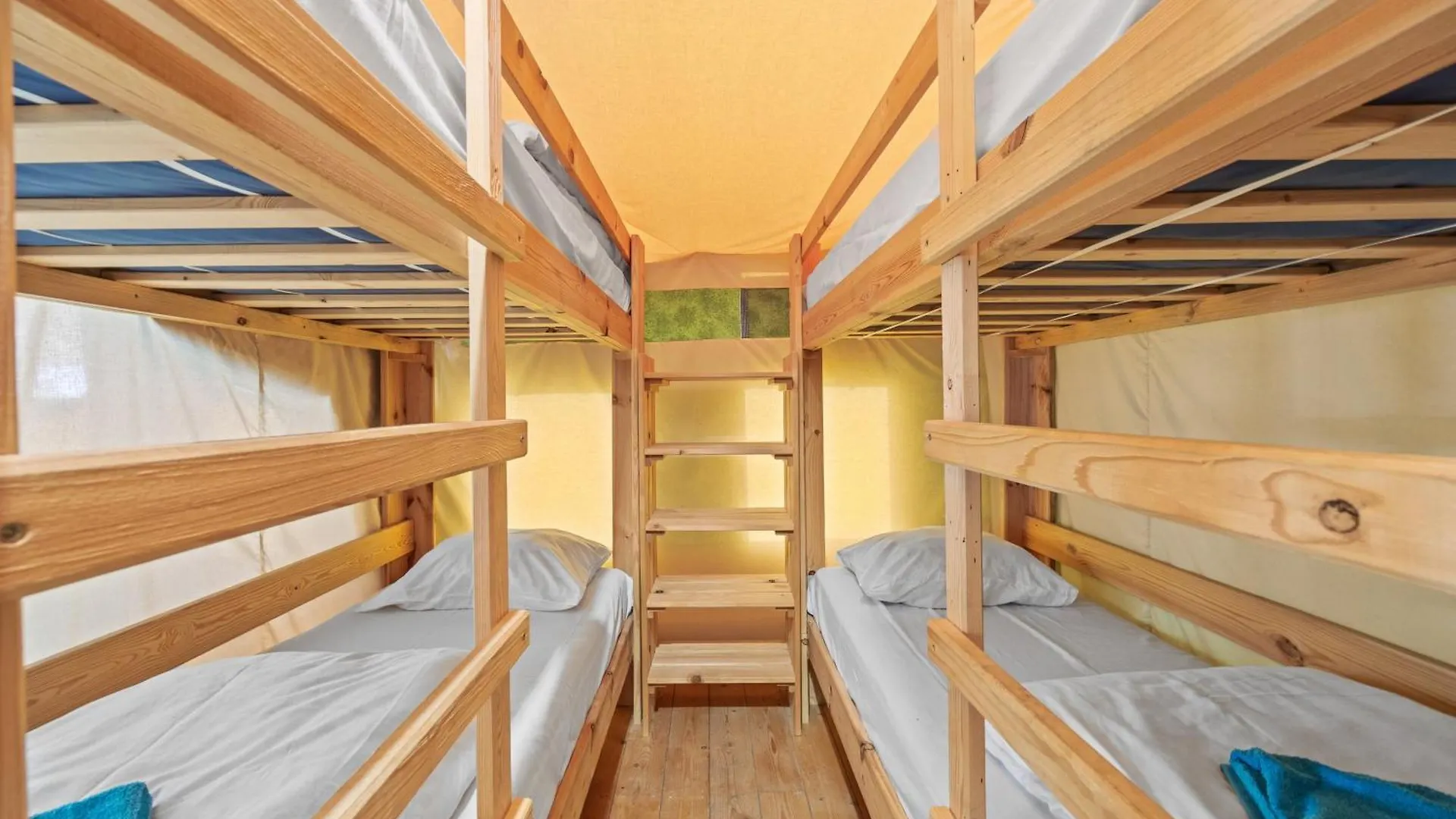 Holiday park Easyatent Safari Tent Lanterna Cervar-Porat