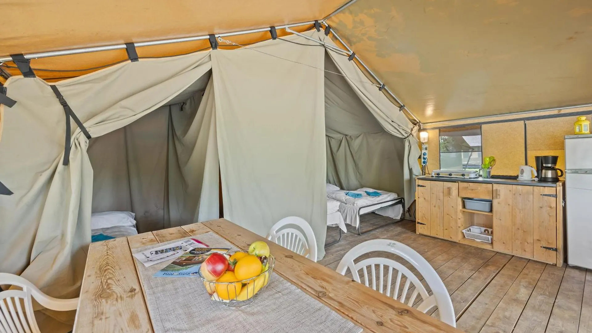 Easyatent Safari Tent Lanterna Cervar-Porat Croatia