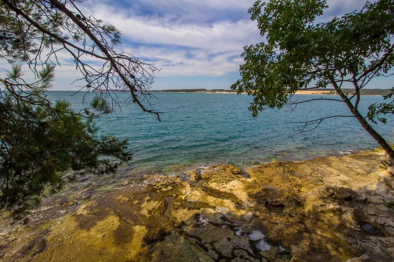 Easyatent Safari Tent Lanterna Cervar-Porat 0*,  Croatia