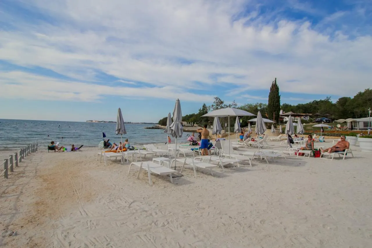 Semesterpark Easyatent Safari Tent Lanterna Červar-Porat