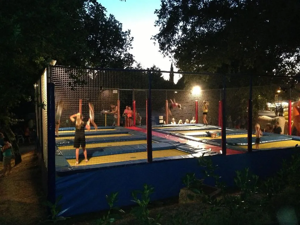 Easyatent Safari Tent Lanterna Cervar-Porat Holiday park